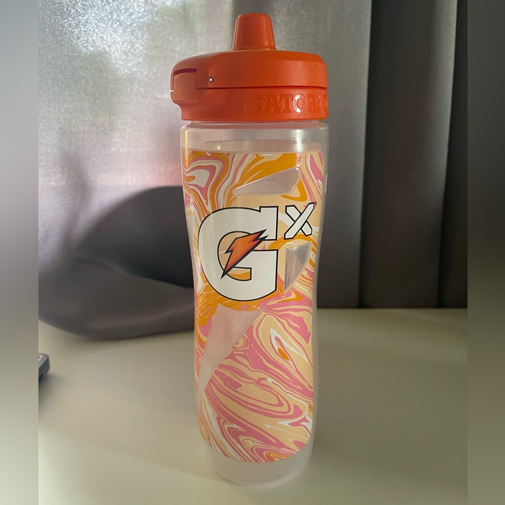 gatorade bottle